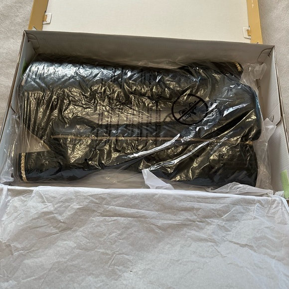 SOLD‼️Michael Kors Nadine Boot Quilted Nappa PU Size:7 Black - Picture 12 of 15